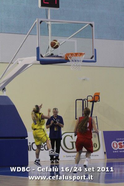 110922 basket 194_tn.jpg